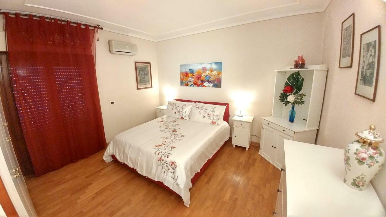 Terrace22 - Delizioso Attico Ben Collegato Lägenhet *